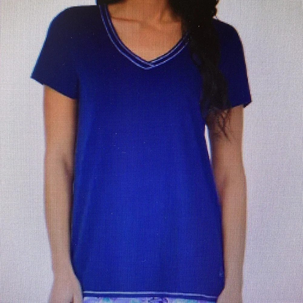 Women’s Cuddl Duds® Pajama V-Neck‎ Tee Shirt M Pullover Lounge Relax Fit Sleep